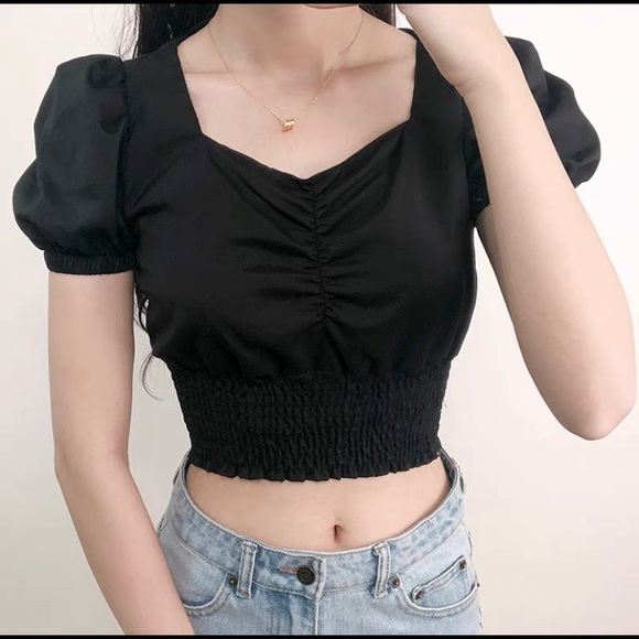 Cropped Tops - Picture 3 of 5